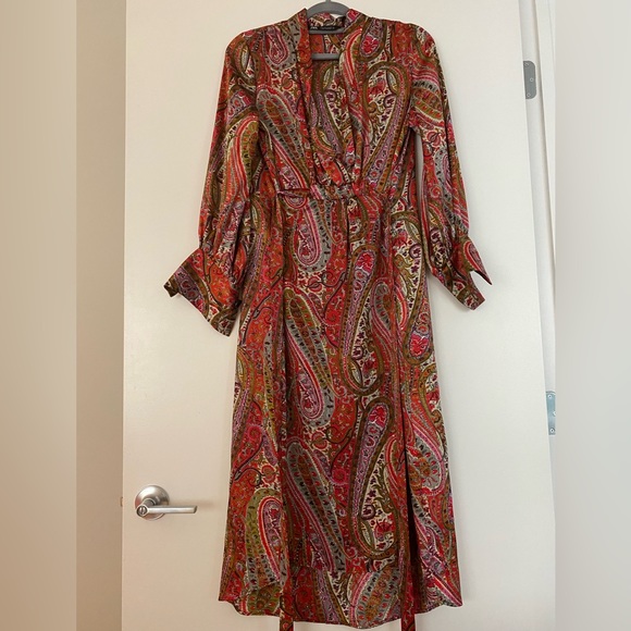 Zara Brand- Perfect dress for every occasion casual to party. Mix color dress. - Picture 4 of 10